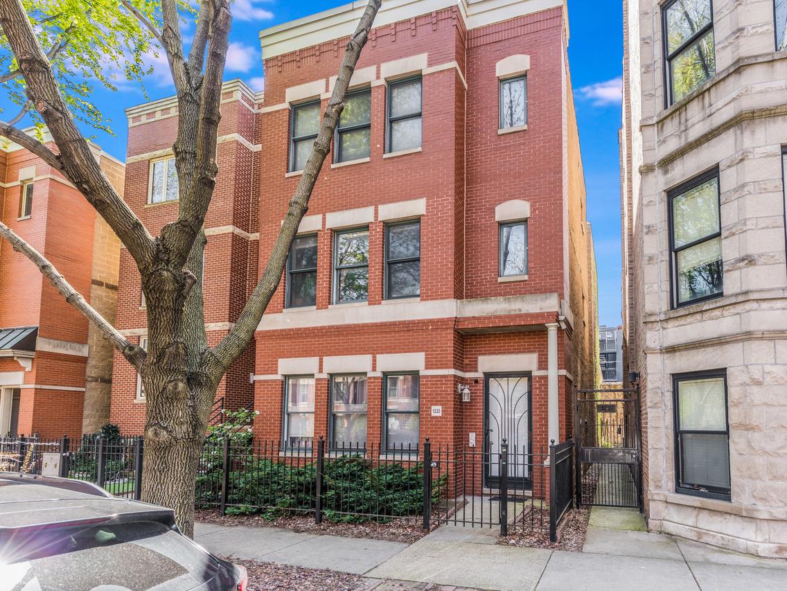 1335 W Fillmore St. #2, Chicago, IL 60607