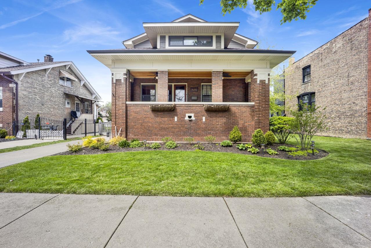 6415 Sinclair Ave., Berwyn, IL 60402