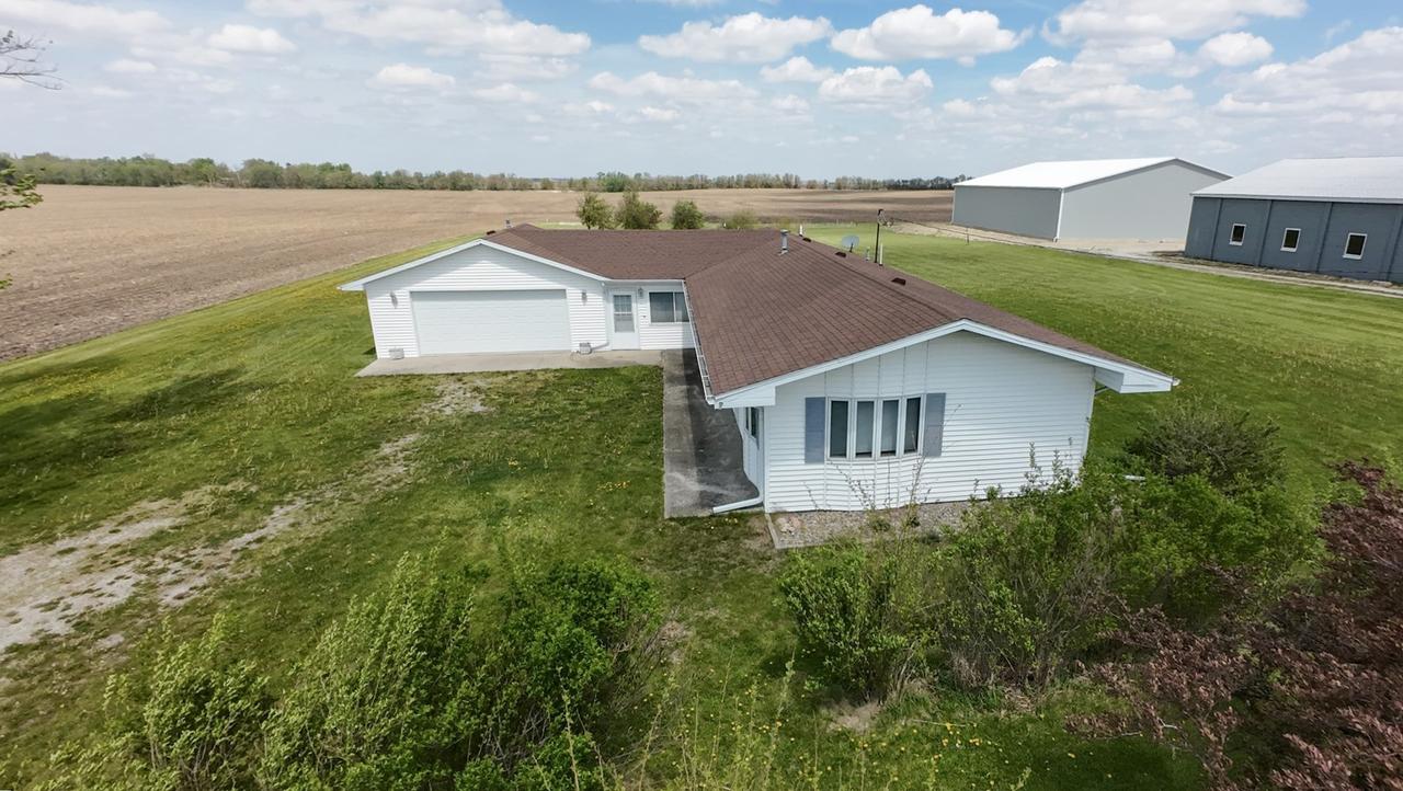 33879 E 800 Rd., Chatsworth, IL 60921