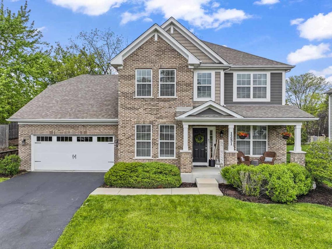 1251 W Thomas Rd., Wheaton, IL 60187