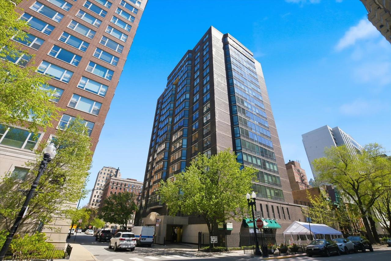 21 W Goethe St. #9J, Chicago, IL 60610