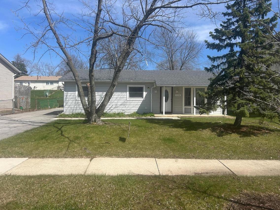 146 Springleaf Dr., Bolingbrook, IL 60440