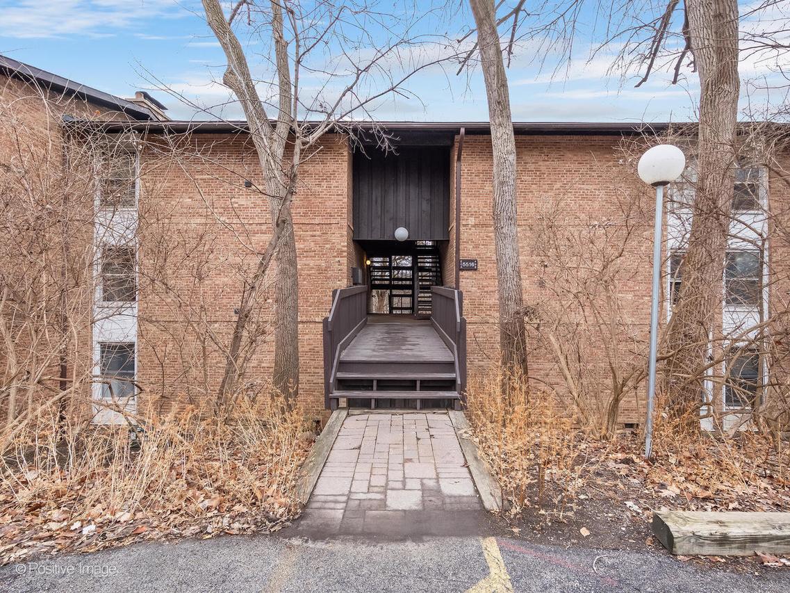 5516 E Lake Dr. #92C, Lisle, IL 60532