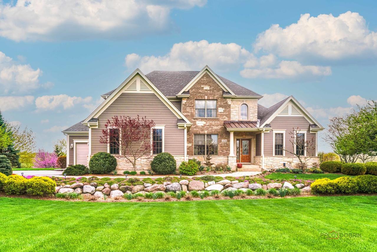 26384 N Pennway Cir., Wauconda, IL 60084