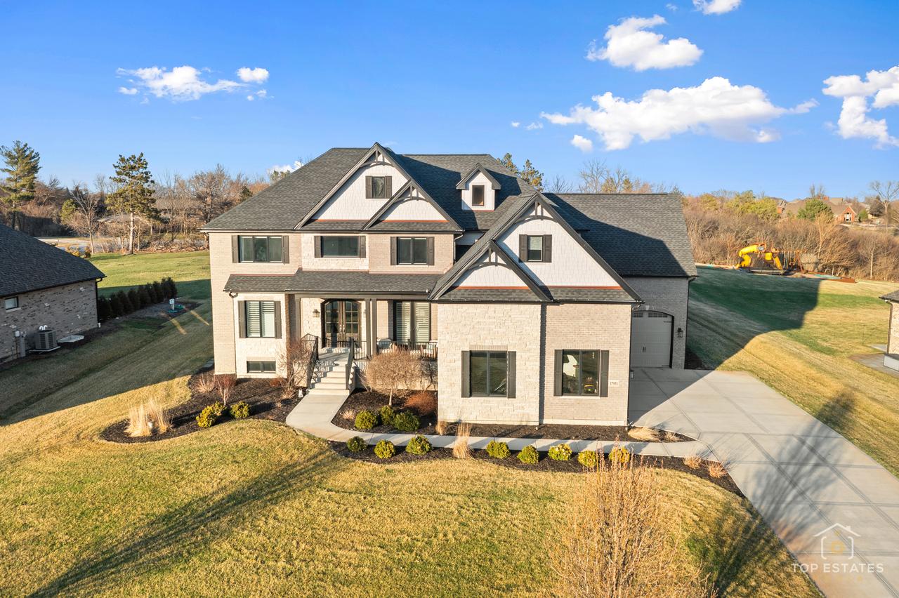 17931 S Crystal Lake Dr., Mokena, IL 60448