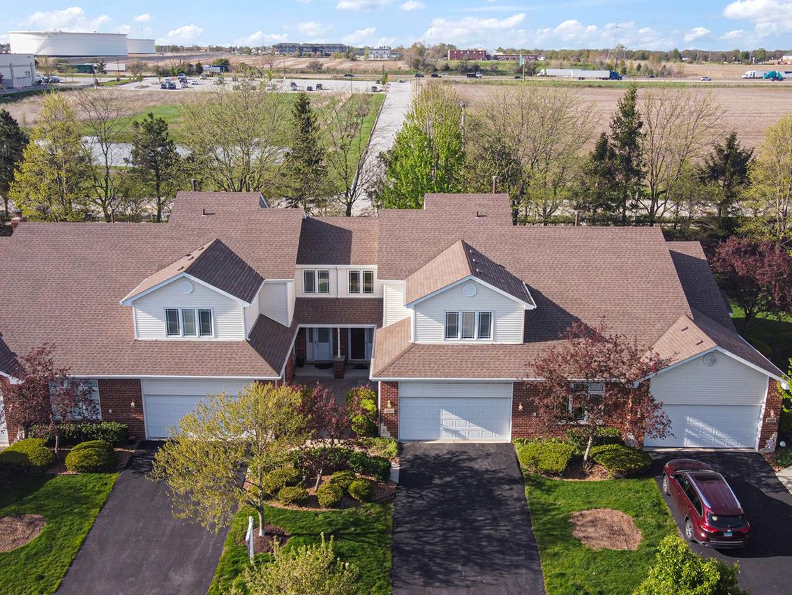 10802 Canterbury Dr., Mokena, IL 60448