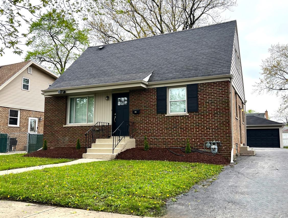 17524 Walter St., Lansing, IL 60438