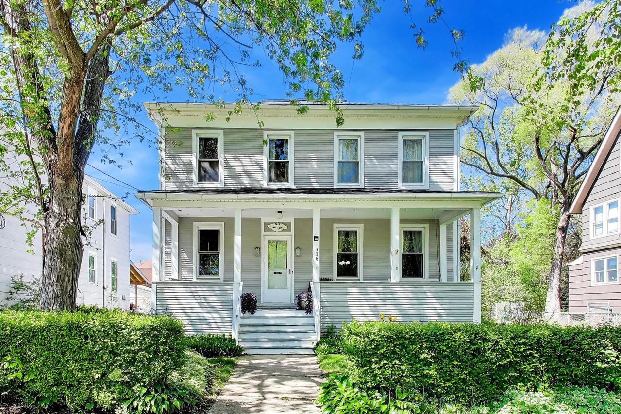 336 Cory Ave., Waukegan, IL 60085