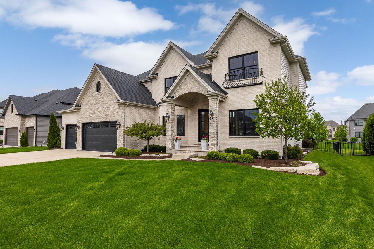 4460 Sassafras Ln., Naperville, IL 60564