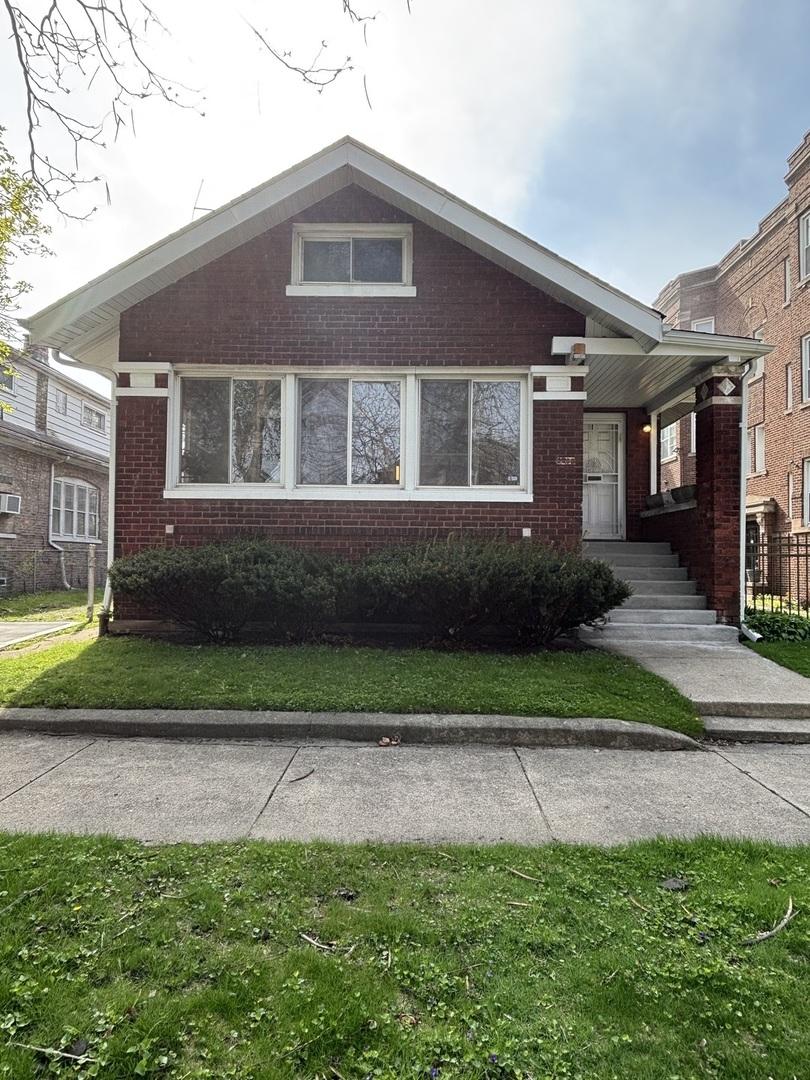 7518 S Ridgeland Ave., Chicago, IL 60649