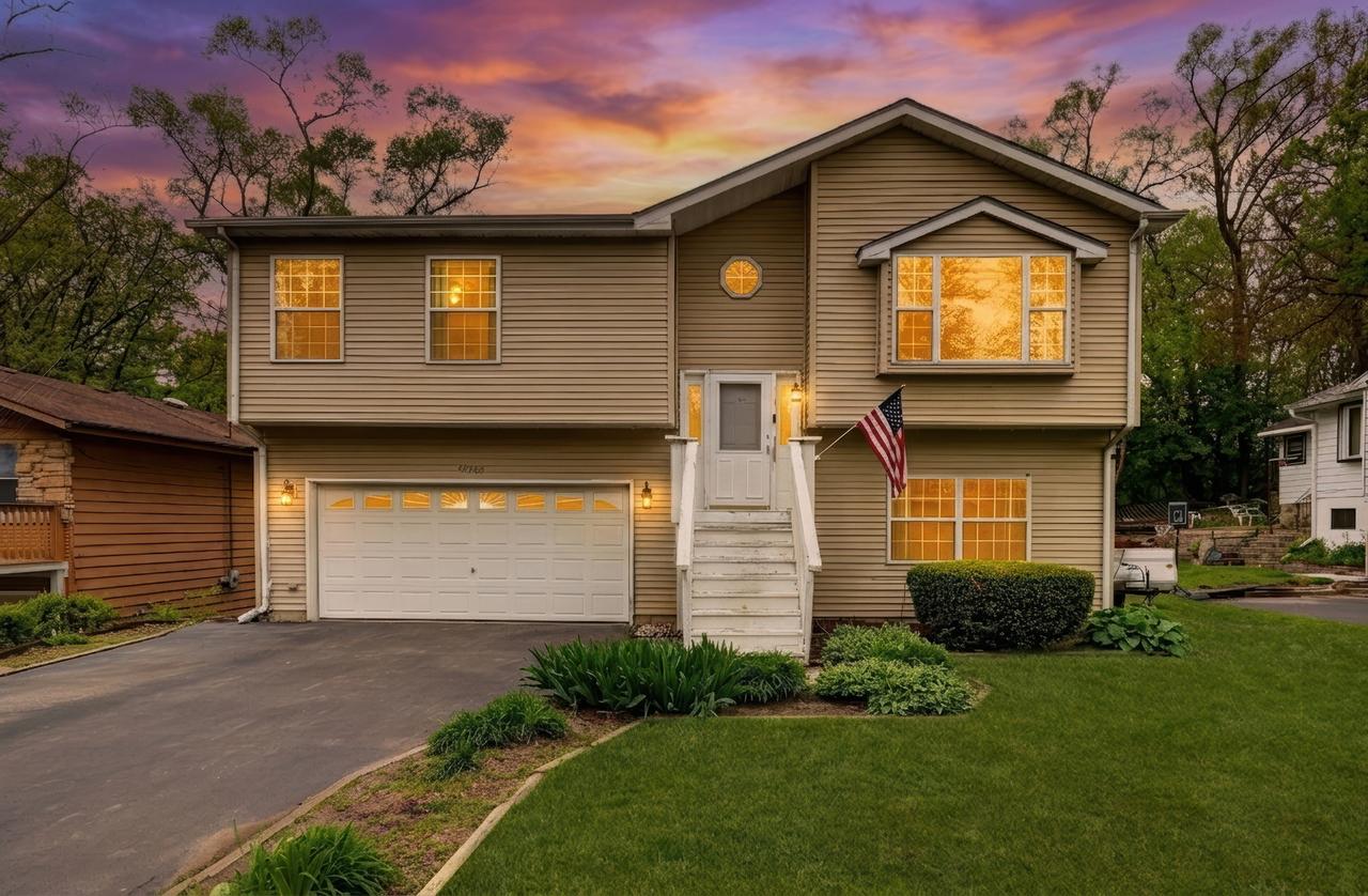 34782 N Oakside Ave., Ingleside, IL 60041