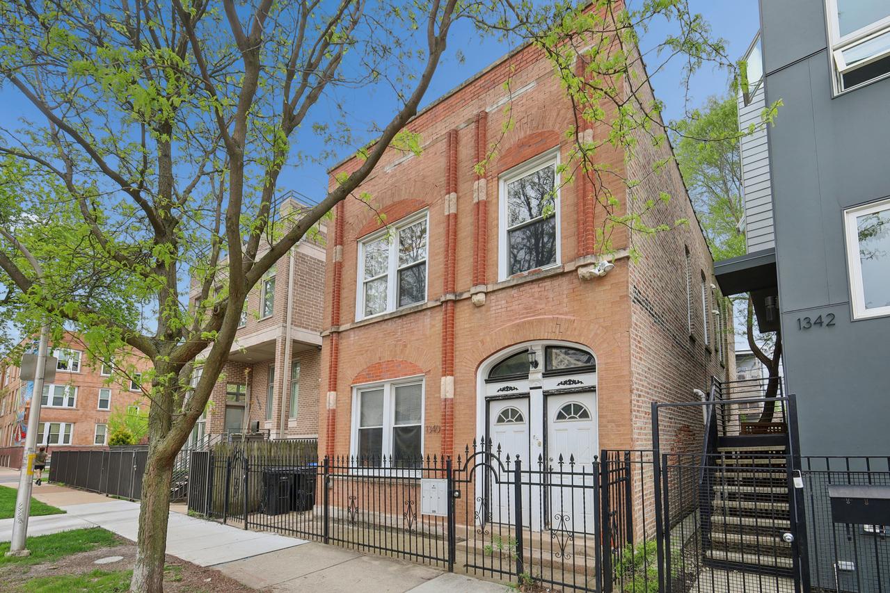 1340 N Rockwell St., Chicago, IL 60622
