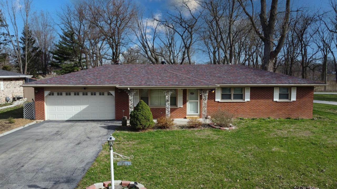 2775 E Riverview Dr., Kankakee, IL 60901