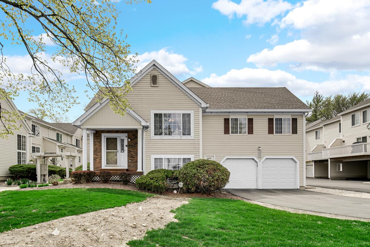 1621 Liberty St., Hanover Park, IL 60133