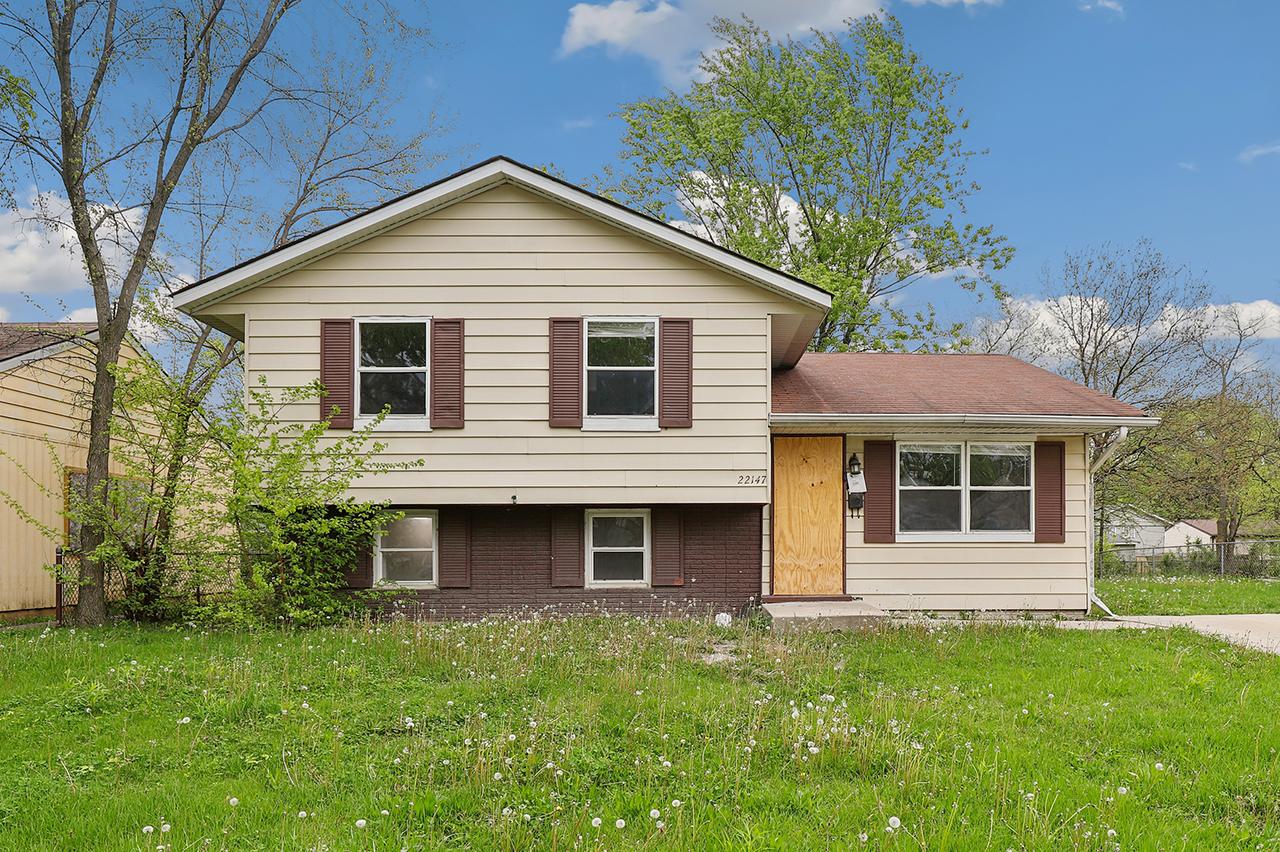 22147 E Churchill Dr., Richton Park, IL 60471
