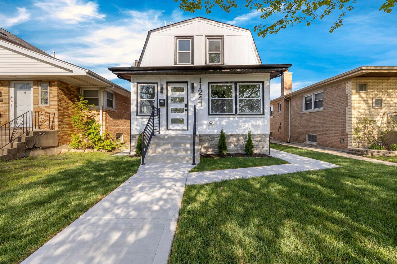 11247 S Central Park Ave., Chicago, IL 60655