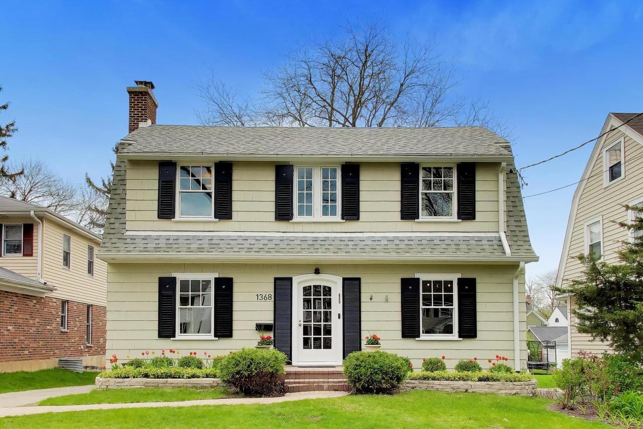1368 Scott Ave., Winnetka, IL 60093