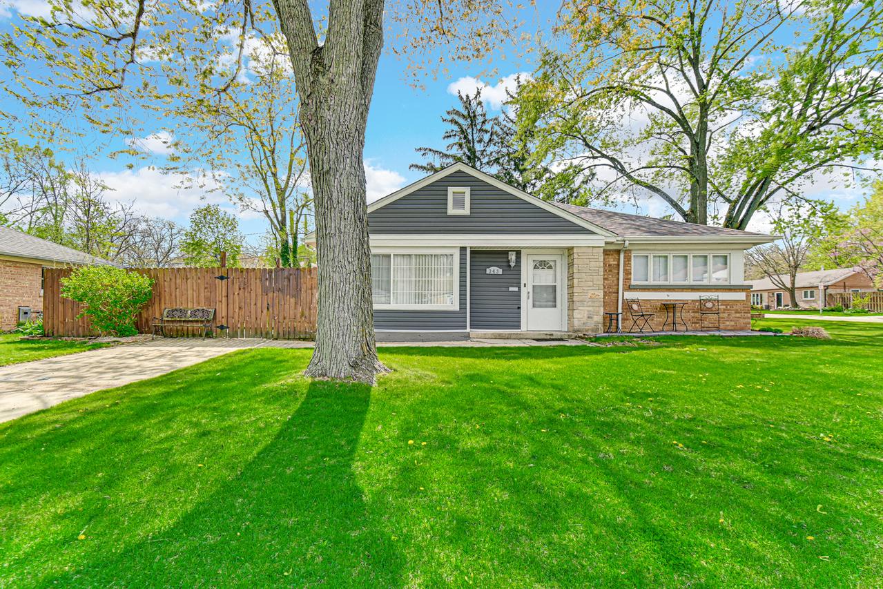 343 Osage St., Park Forest, IL 60466
