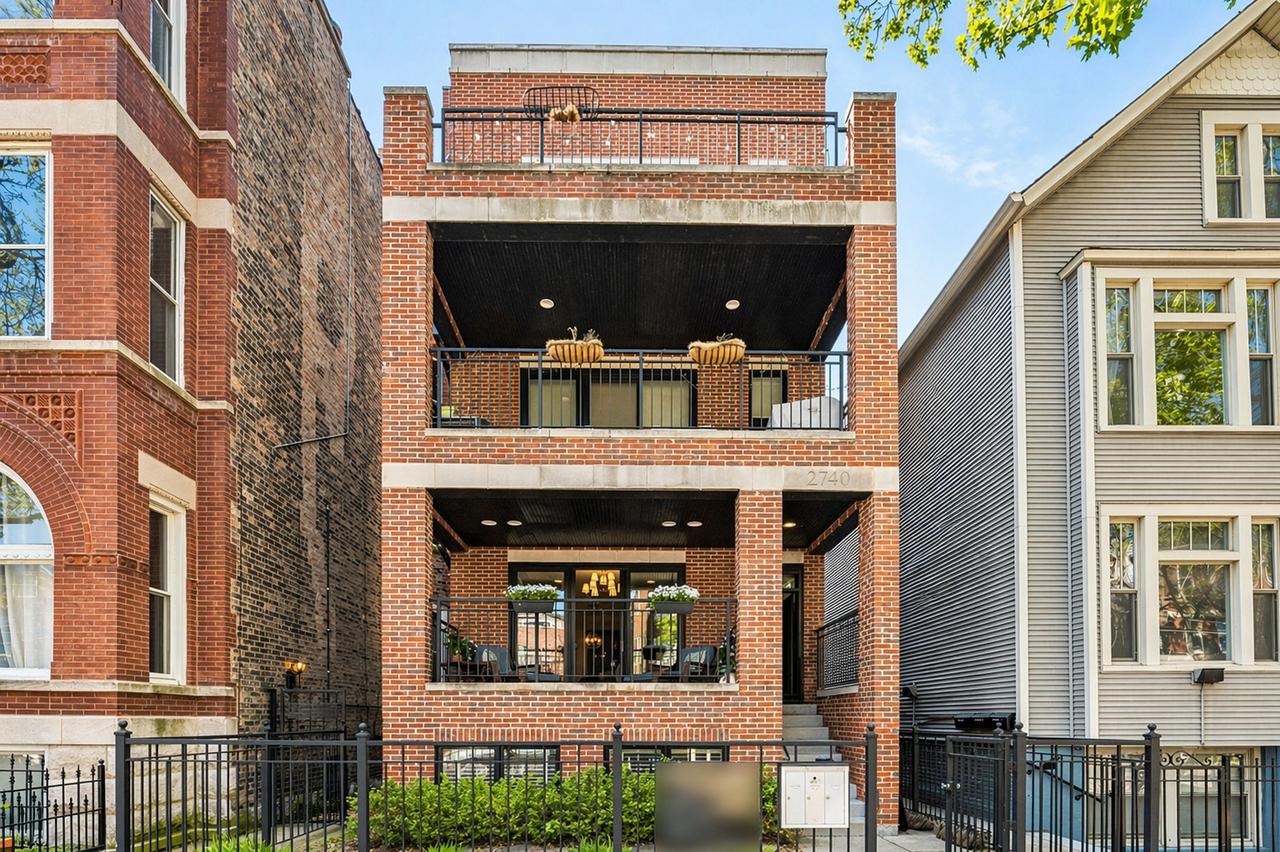 2740 N Seminary Ave. #1, Chicago, IL 60614