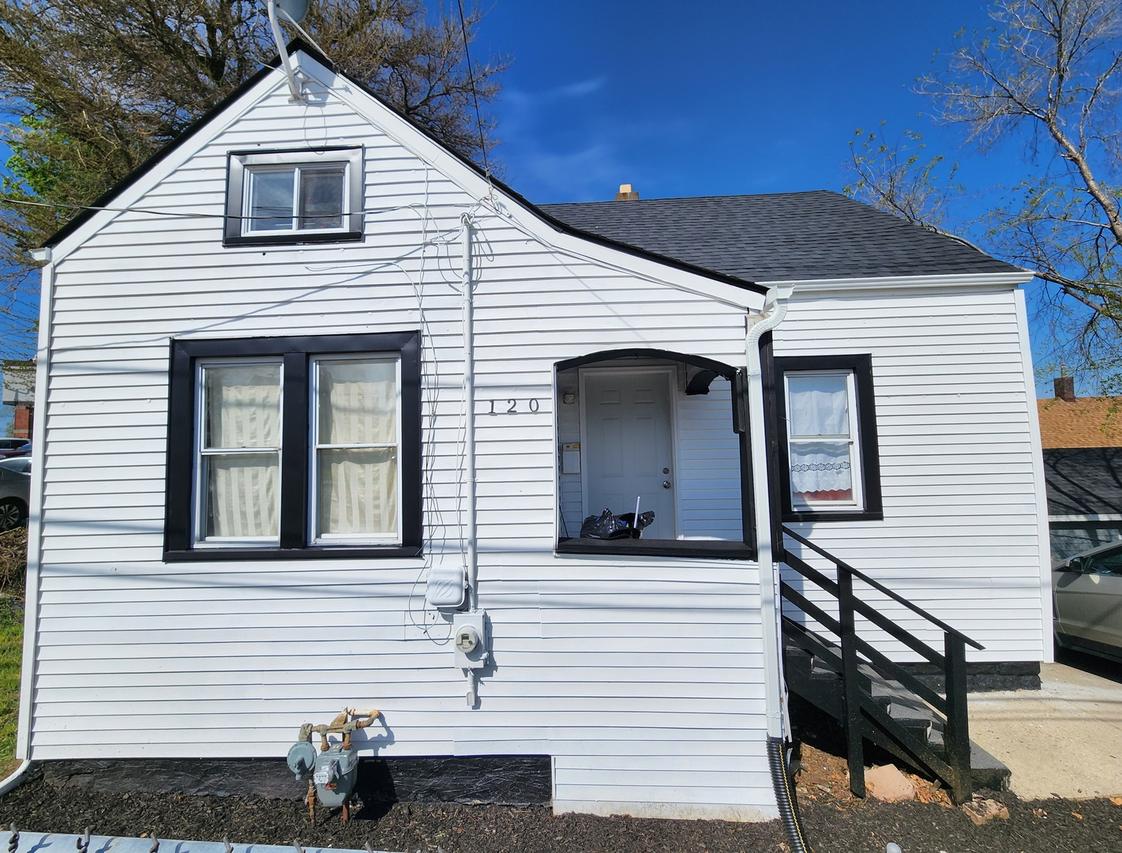 [Address Hidden by Seller], Aurora, IL 60505