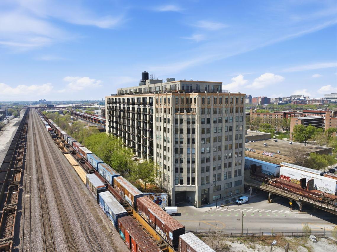 1550 S Blue Island Ave. #912, Chicago, IL 60608