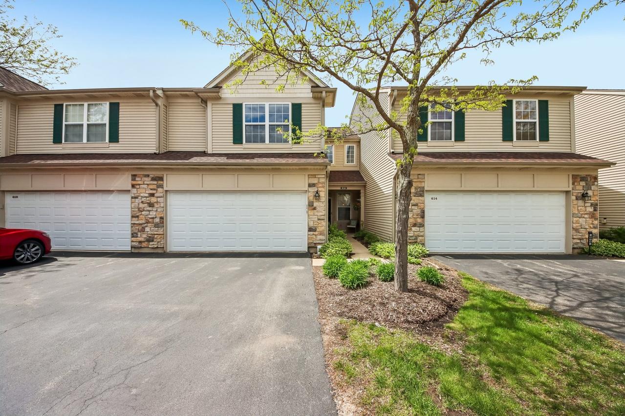612 Shakespeare Dr., Grayslake, IL 60030
