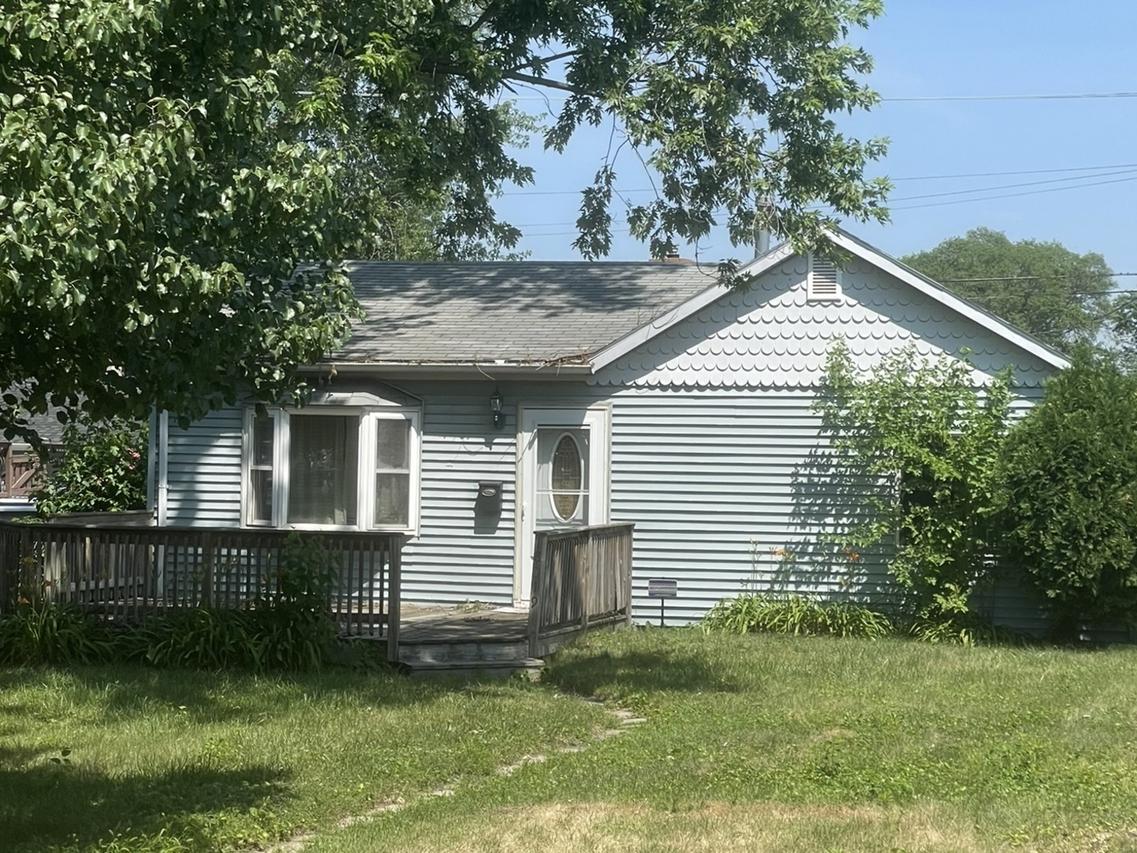 18019 Lorenz Ave., Lansing, IL 60438