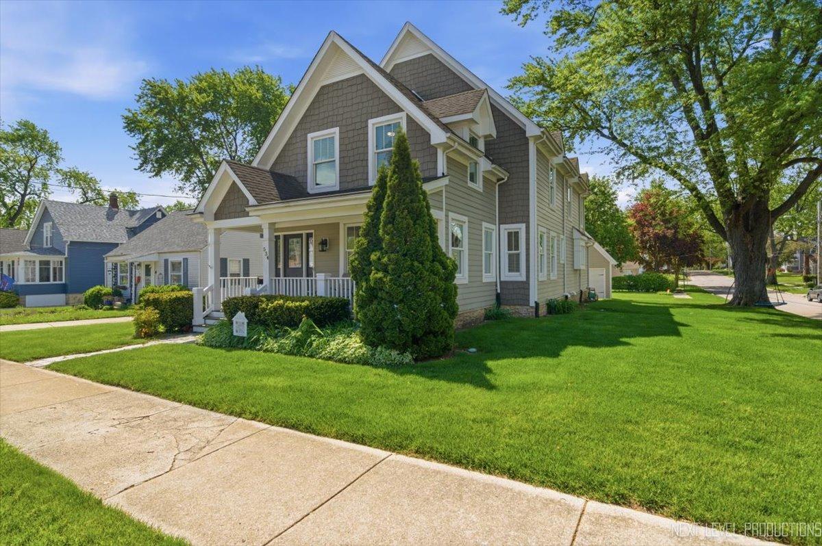 534 Walnut St., Batavia, IL 60510