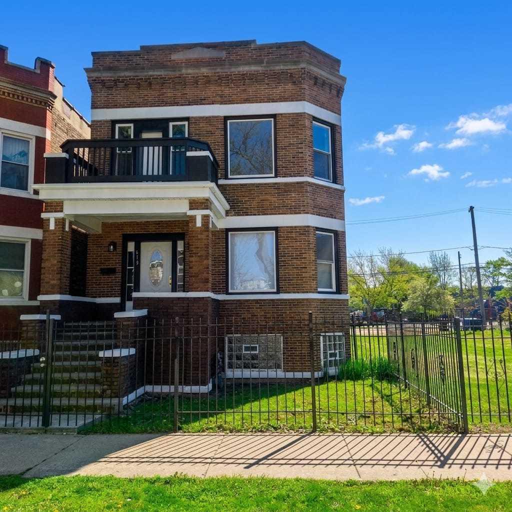 619 N Ridgeway Ave., Chicago, IL 60624