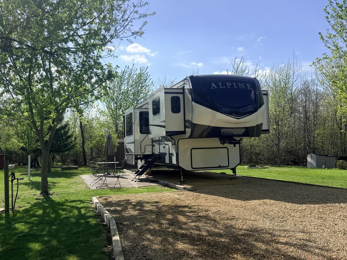 20-67 Woodhaven Lakes, Sublette, IL 61367