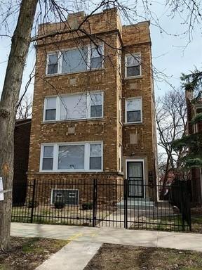 9133 S Essex Ave., Chicago, IL 60617