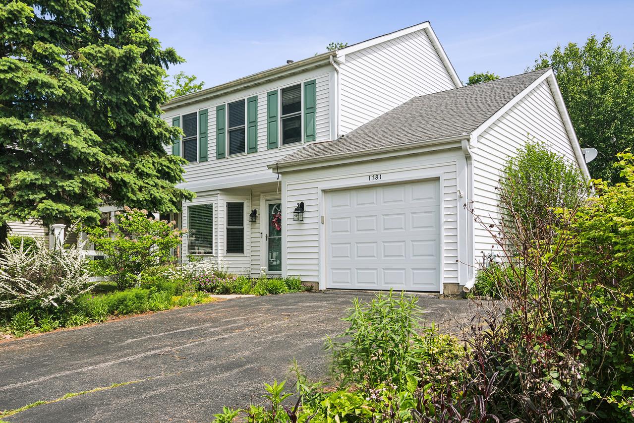 1181 Regent Dr., Mundelein, IL 60060