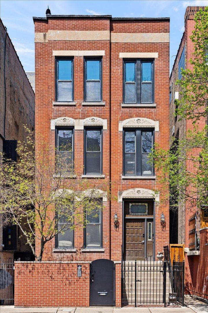 158 W Burton Pl. #1, Chicago, IL 60610