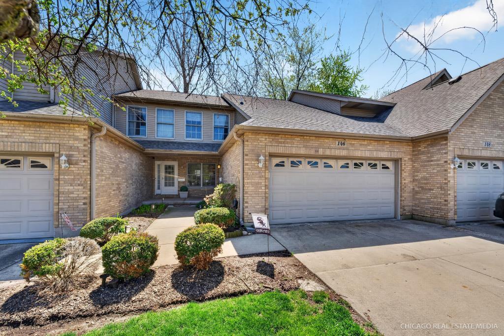 146 Mclaren Dr., Sycamore, IL 60178