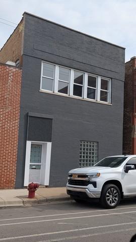 5028 W Lawrence Ave., Chicago, IL 60630