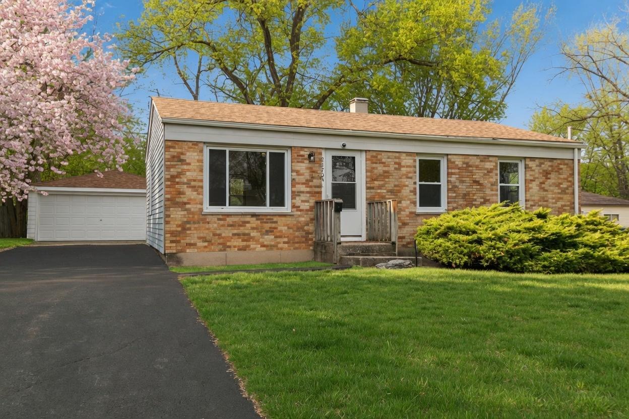 21704 Clyde Ave., Sauk Village, IL 60411