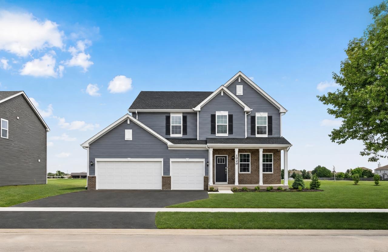 1020 Redwood Ln., Minooka, IL 60447
