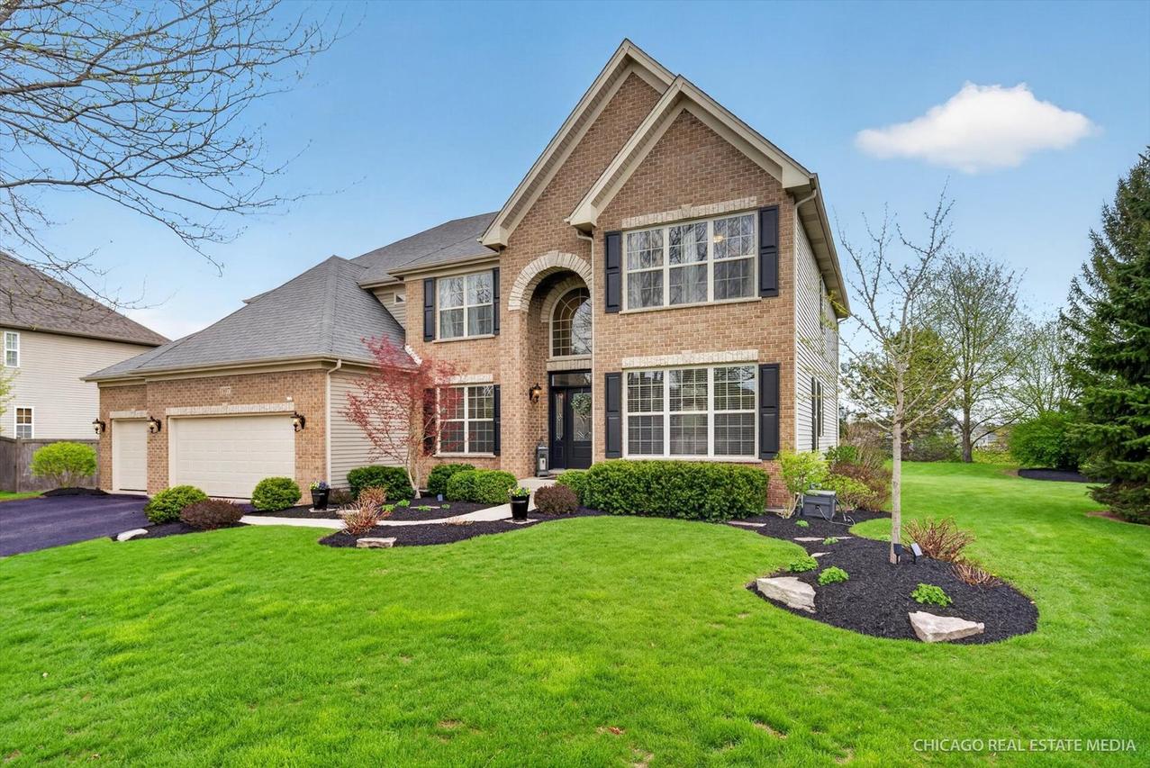 1807 Andover Ln., Crystal Lake, IL 60014