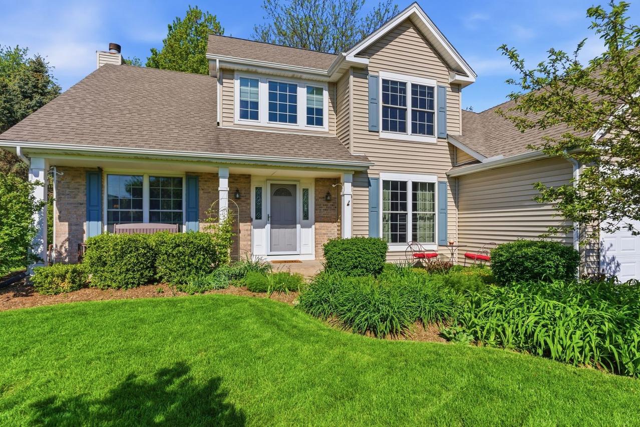 721 Churchill Ln., Oswego, IL 60543
