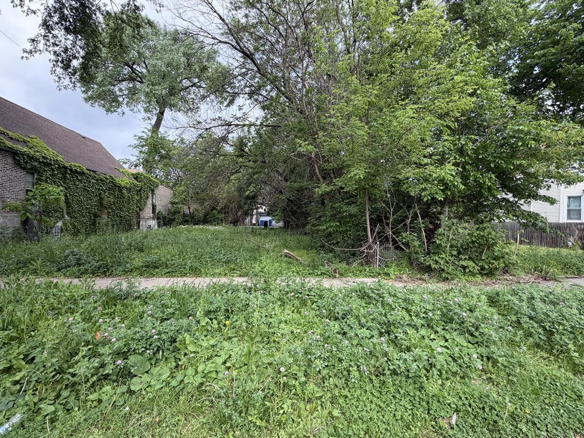 6348 S Laflin St., Chicago, IL 60636