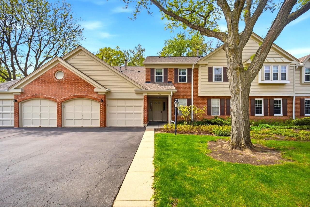 1612 Pennsbury Ct. #A2, Wheeling, IL 60090