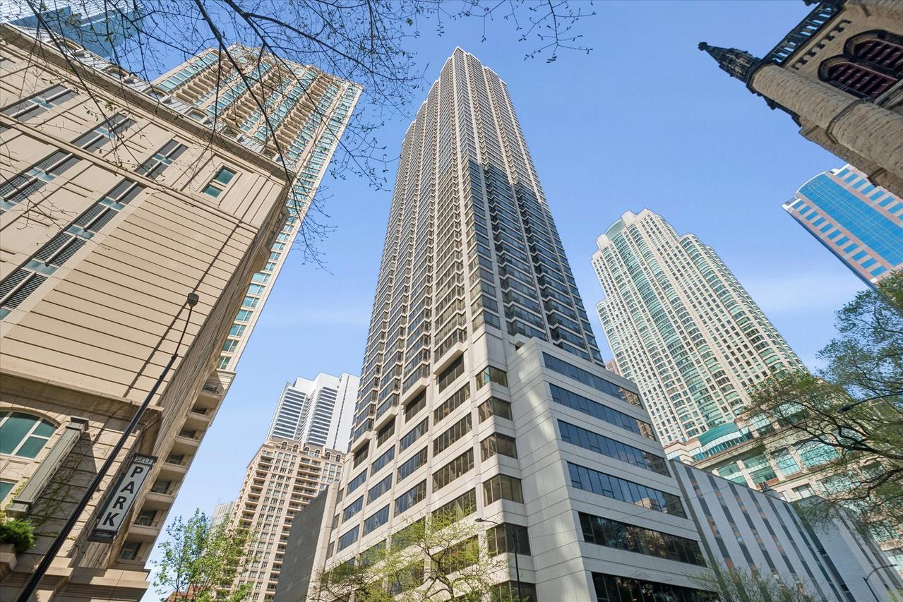 30 E Huron St. #2207, Chicago, IL 60611