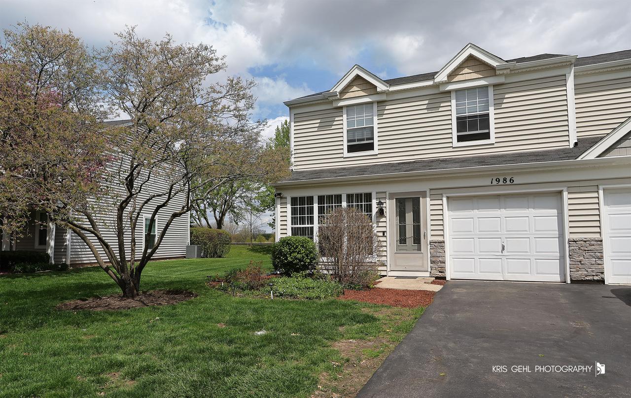 1986 Muirfield Cir., Elgin, IL 60123