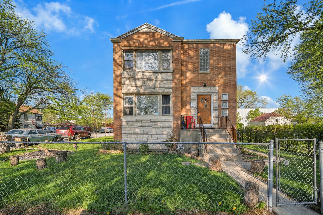 3257 N Kostner Ave., Chicago, IL 60641