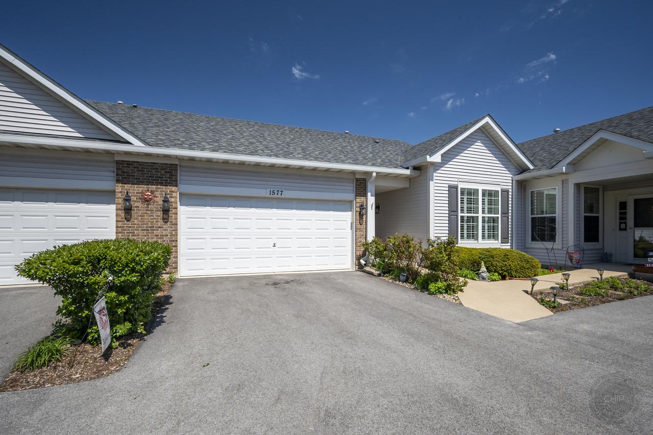 1577 W Ludington Cir., Romeoville, IL 60446
