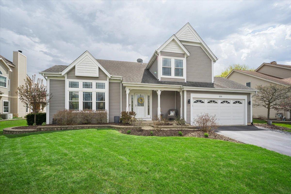 223 Shawnee Cir., Bartlett, IL 60103