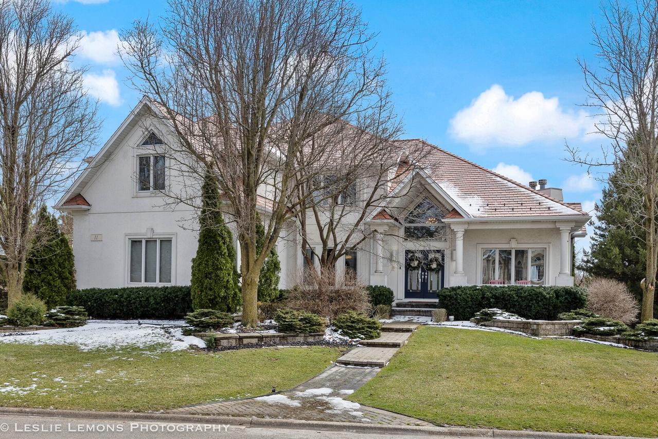 11 Loblolly Ct., Lemont, IL 60439