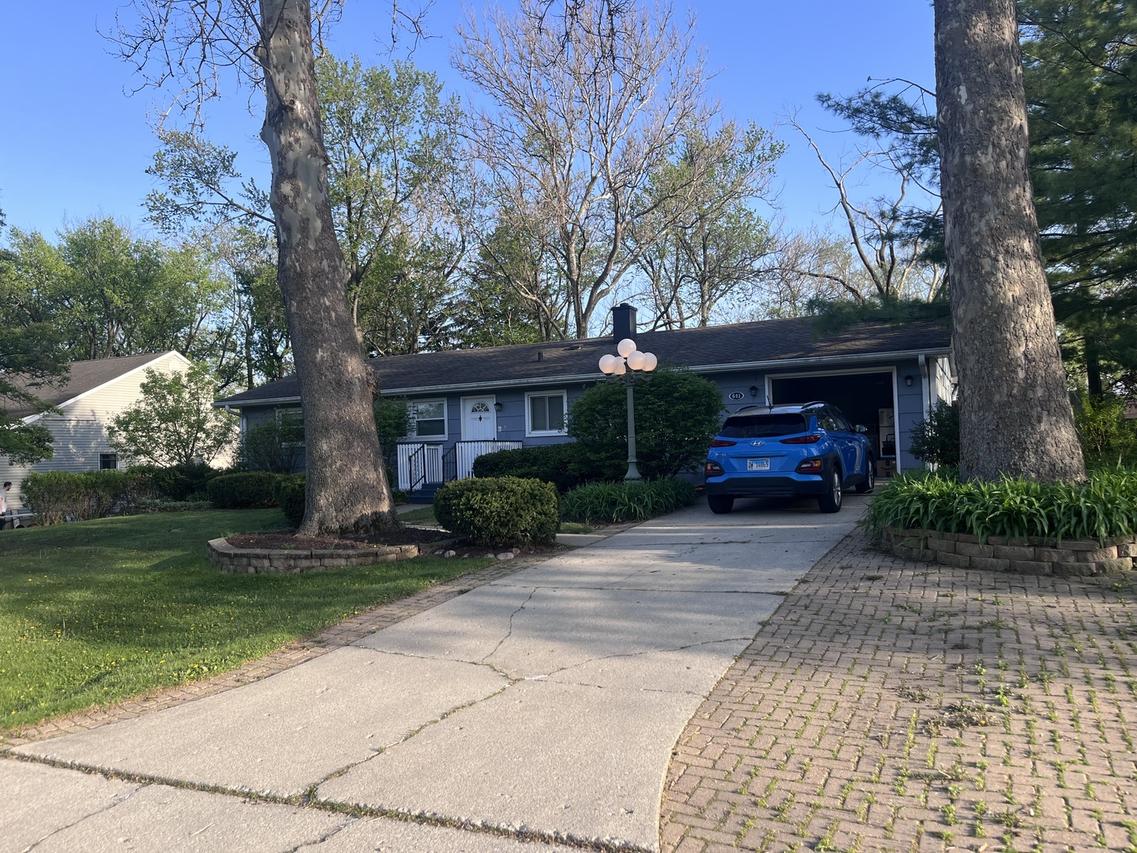 641 Jonquil Ave., Lisle, IL 60532