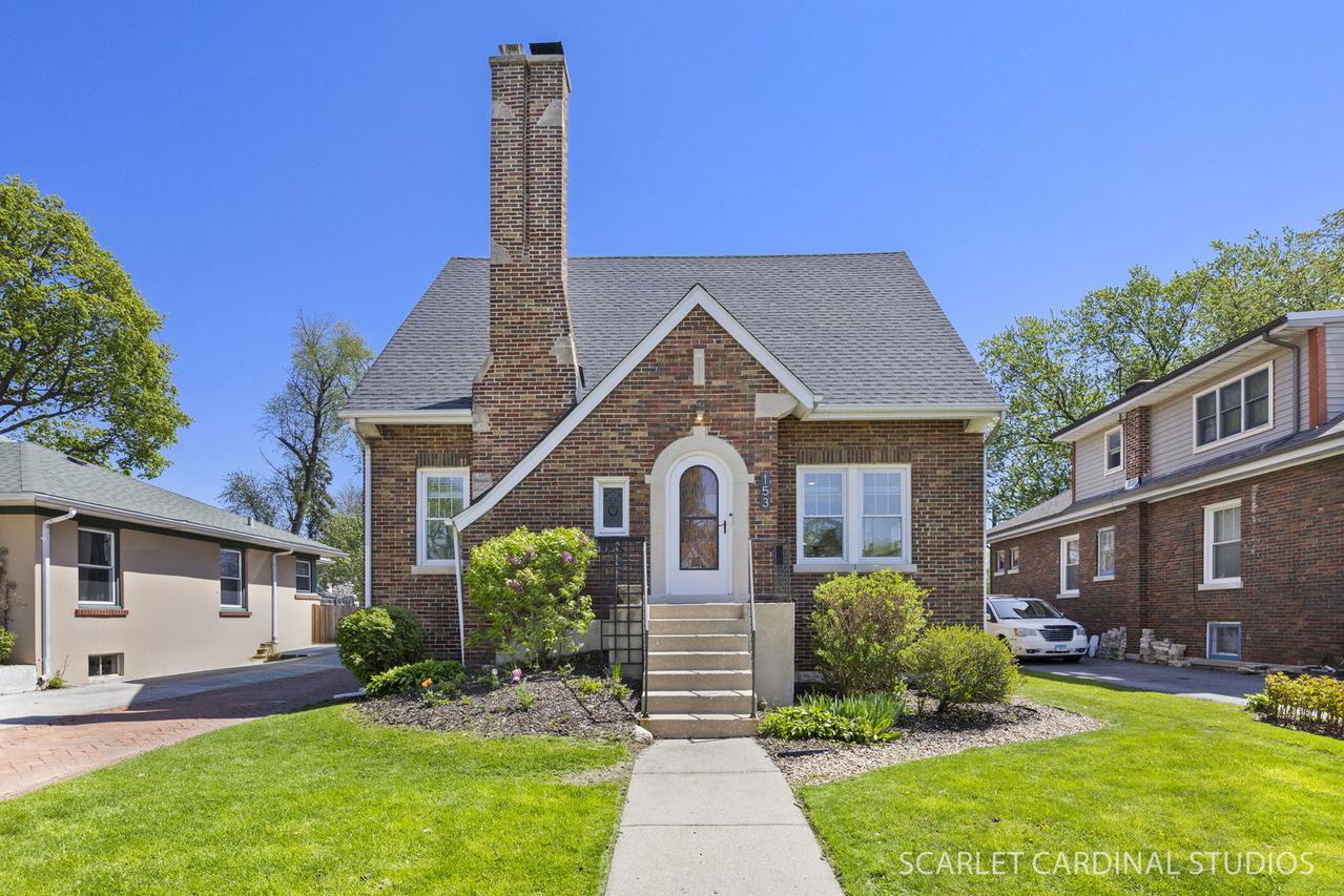 153 S Lombard Ave., Lombard, IL 60148