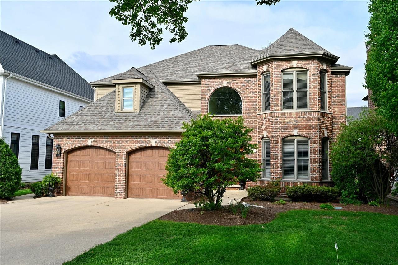 602 S Sunnyside Ave., Elmhurst, IL 60126